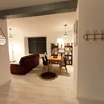 Charmante Maison Familiale Au Coeur Du Village Augerolles
